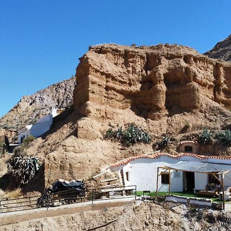 Creatively Designed Cavehouse With Jacuzzi Villa Gorafe Eksteriør bilde