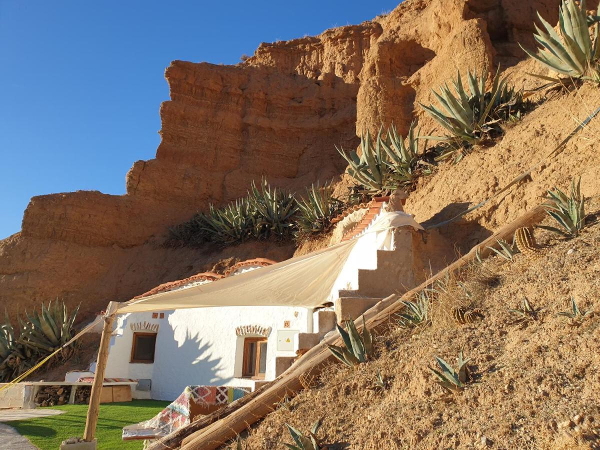 Creatively Designed Cavehouse With Jacuzzi Villa Gorafe Eksteriør bilde