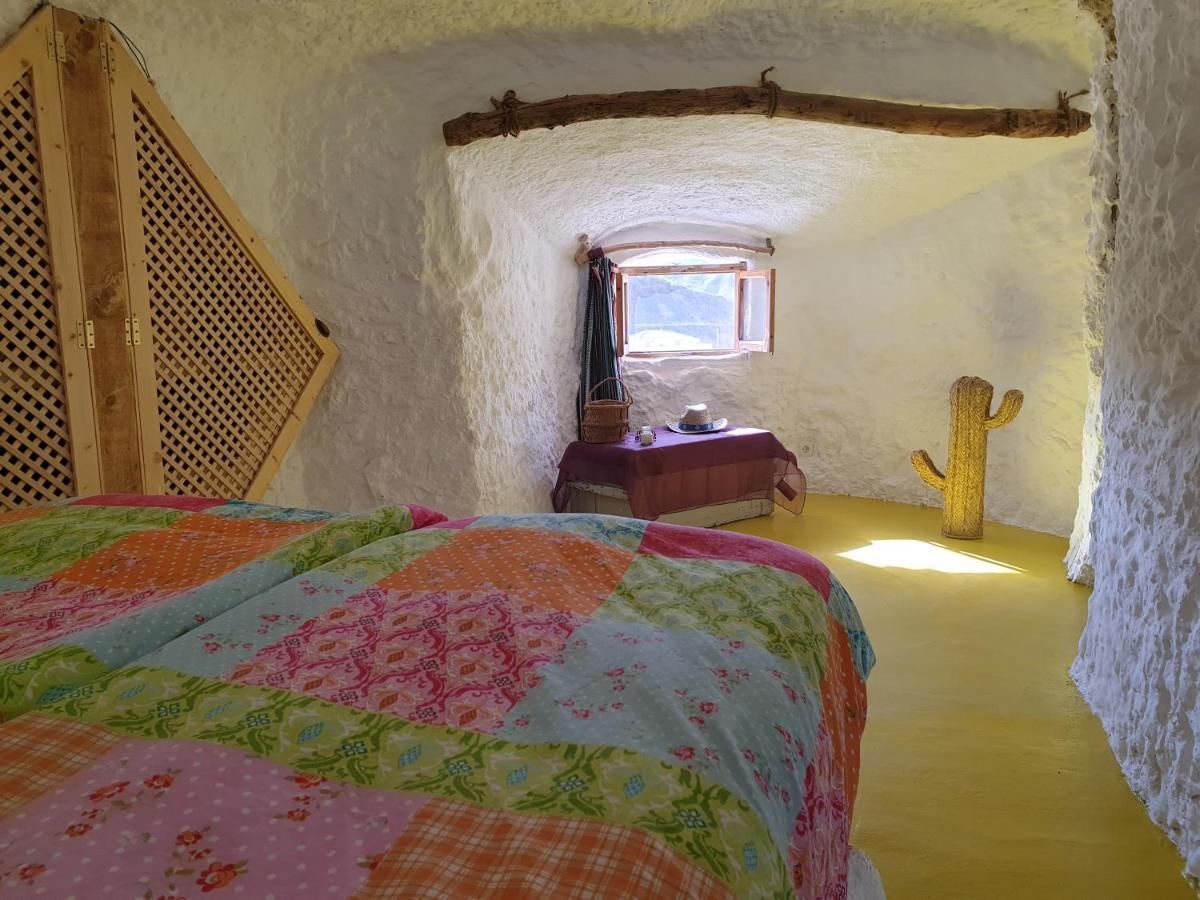 Creatively Designed Cavehouse With Jacuzzi Villa Gorafe Eksteriør bilde