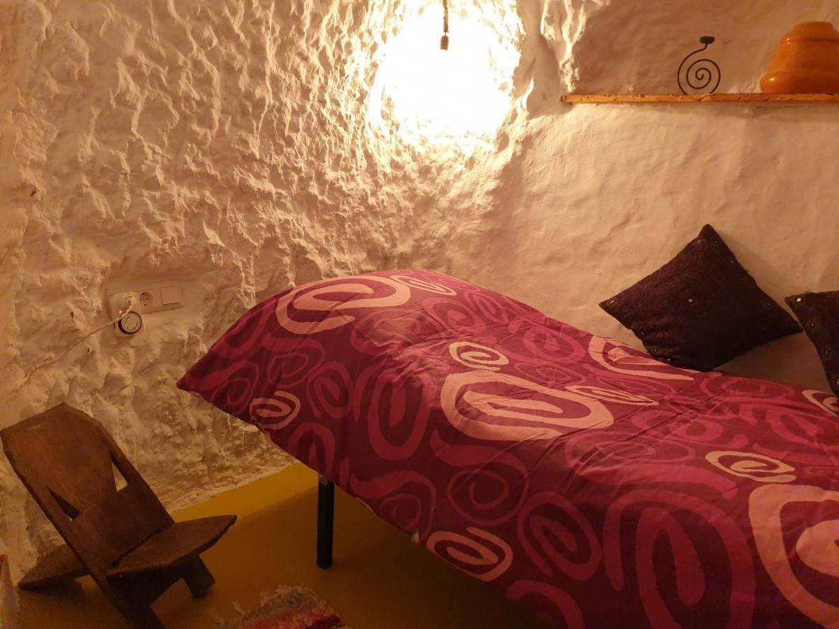 Creatively Designed Cavehouse With Jacuzzi Villa Gorafe Eksteriør bilde