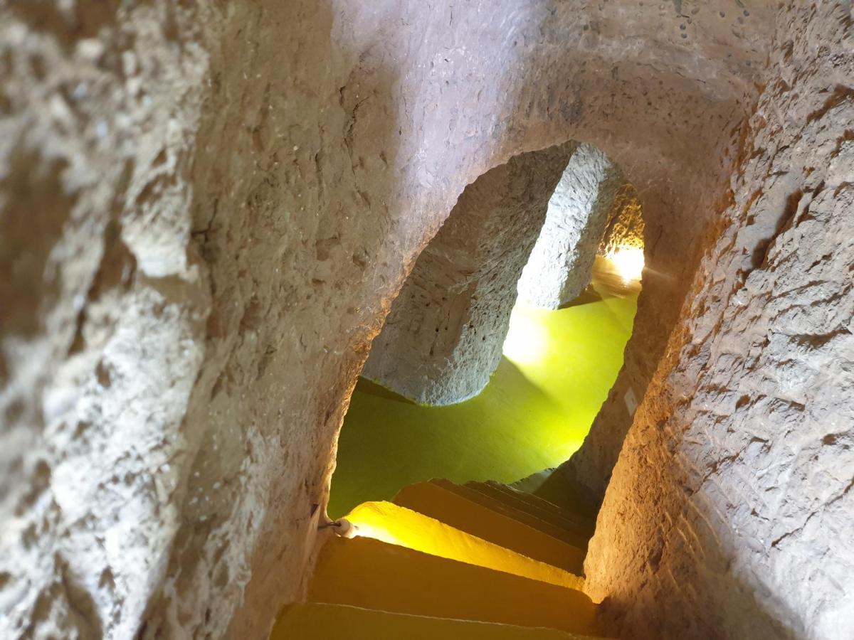 Creatively Designed Cavehouse With Jacuzzi Villa Gorafe Eksteriør bilde