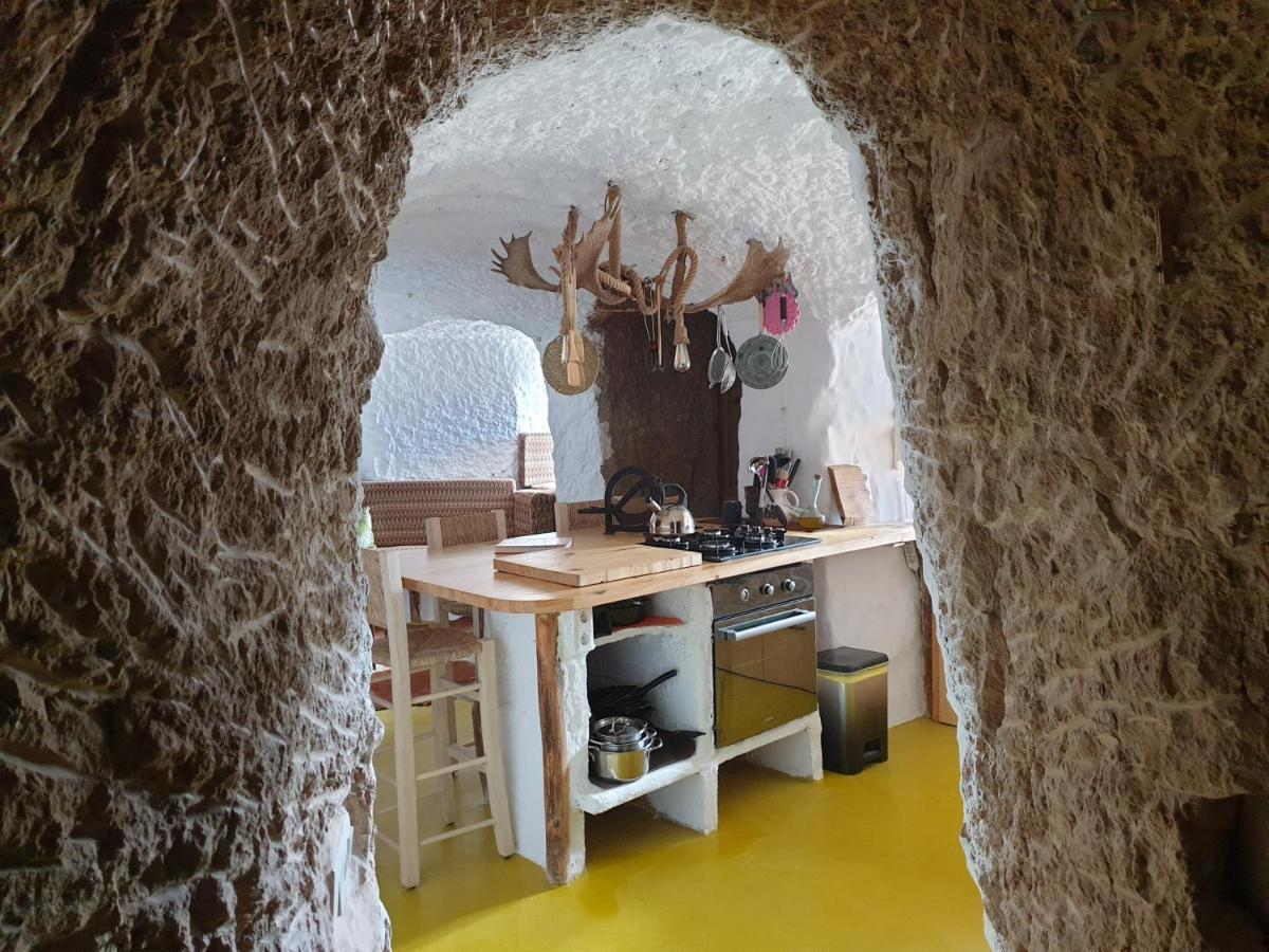Creatively Designed Cavehouse With Jacuzzi Villa Gorafe Eksteriør bilde