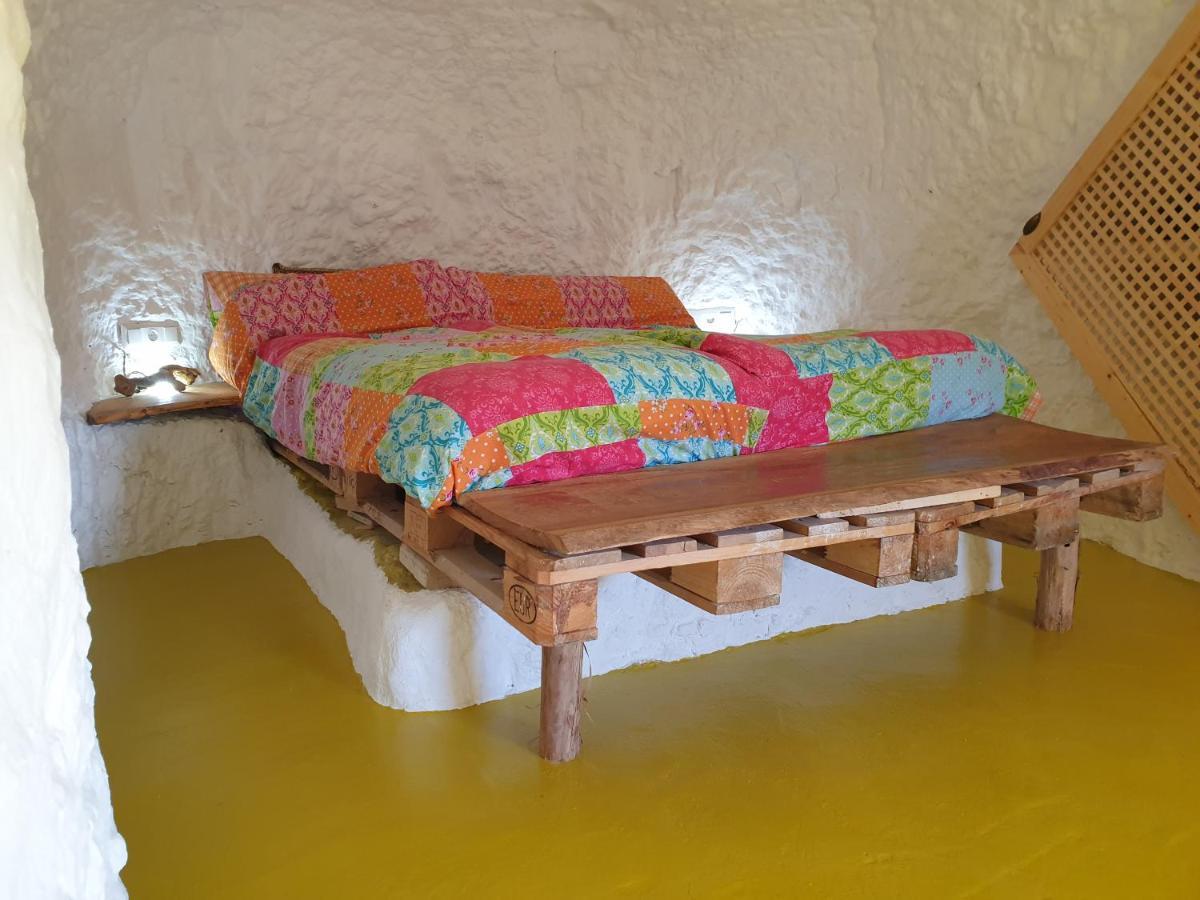 Creatively Designed Cavehouse With Jacuzzi Villa Gorafe Eksteriør bilde