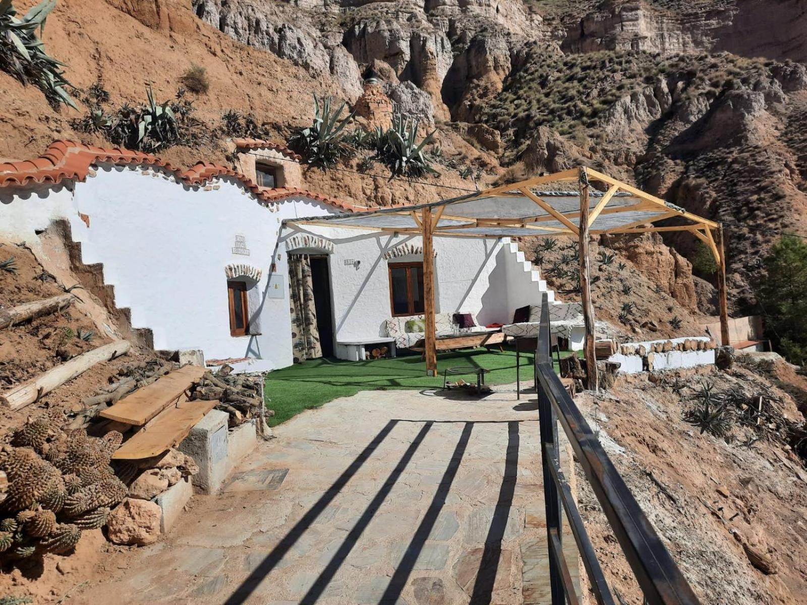 Creatively Designed Cavehouse With Jacuzzi Villa Gorafe Eksteriør bilde