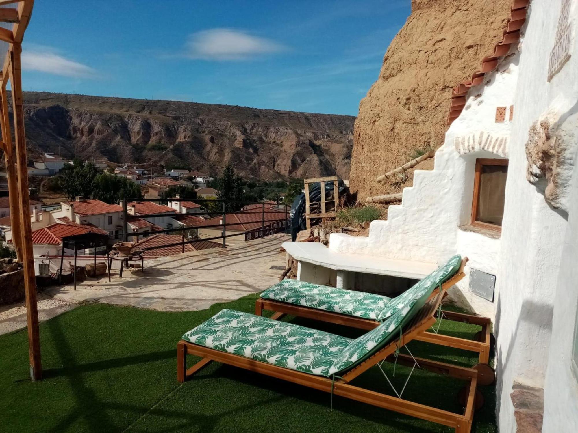 Creatively Designed Cavehouse With Jacuzzi Villa Gorafe Eksteriør bilde